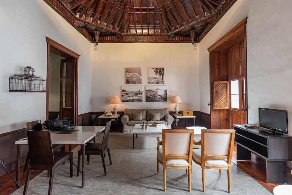 Isla Baja Suites Garachico  Zewnętrze zdjęcie