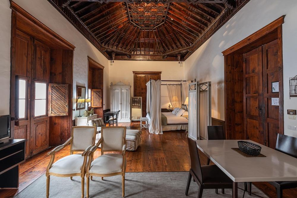 Isla Baja Suites Garachico  Zewnętrze zdjęcie